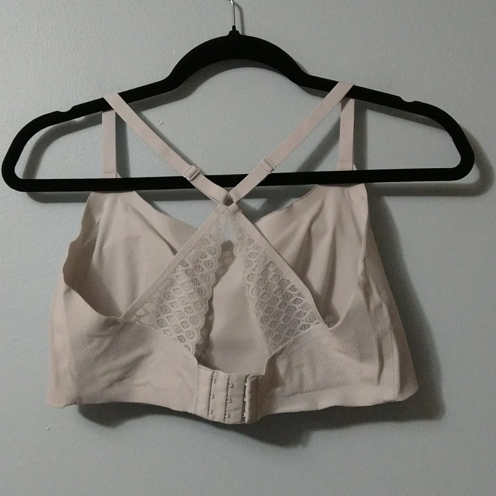 Hanes Gray Cross-Back Bralette With Removable Pads Size XL - Picture 2 of 10